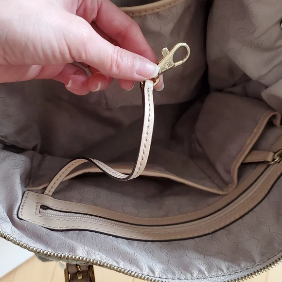 MK Python Tote - Picture 13 of 15